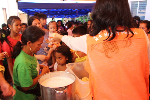 매일유업(주) 후원, 해피피플 캄보디아·필리핀 우유급식 지원활동